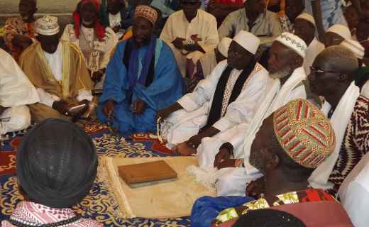 Ceremonia de lectura del Corán en Kerebadougou